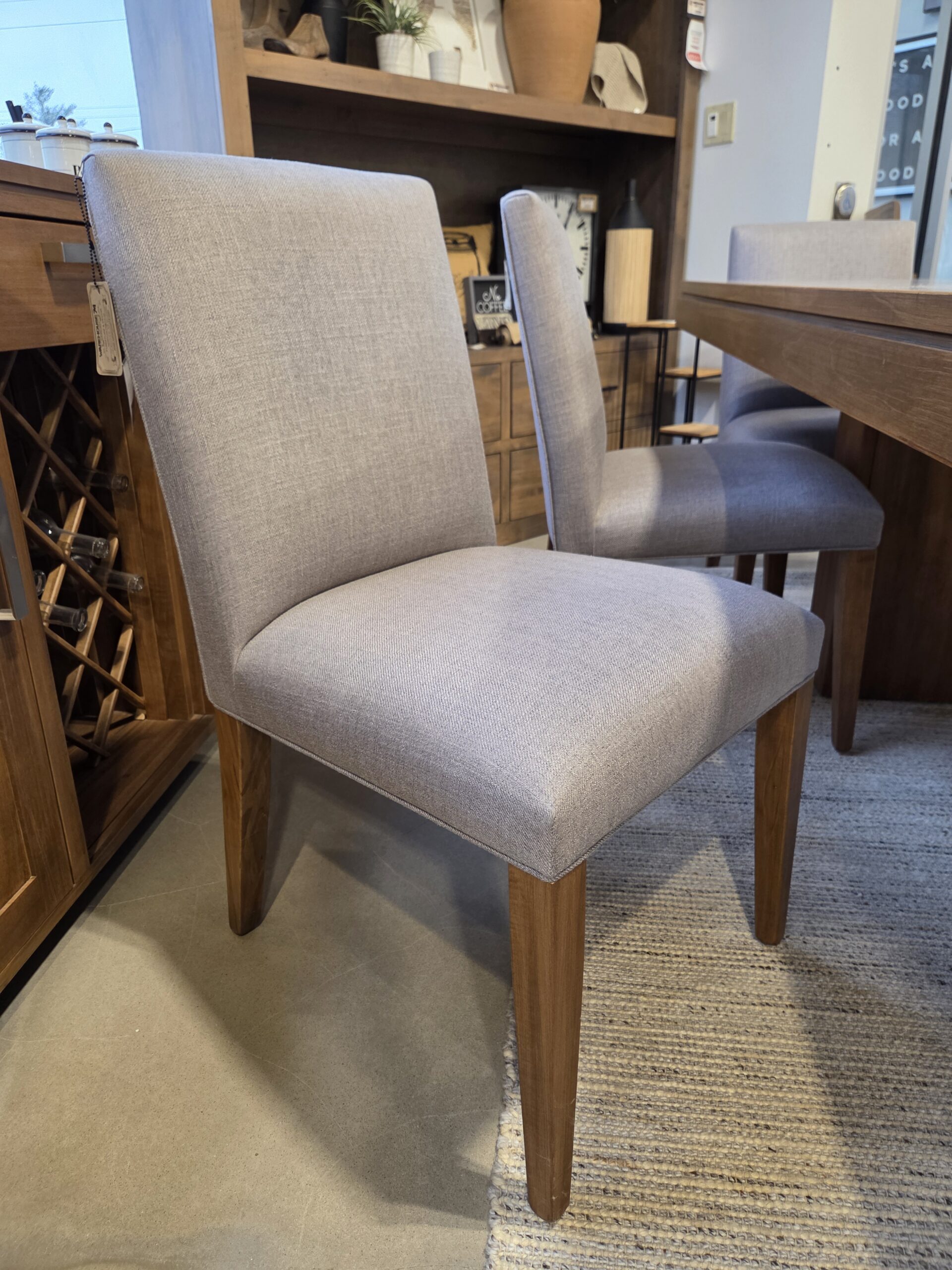 Kenova Dining Set- Floor Model - Image 3